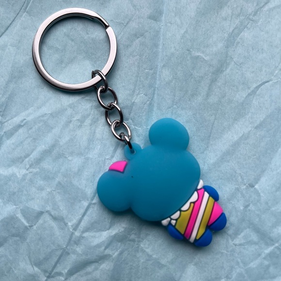 💙KeyChain💙 - Picture 2 of 3